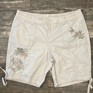 St John's Bay Embroidered Beige Shorts with drawstring leg ties - Size 12